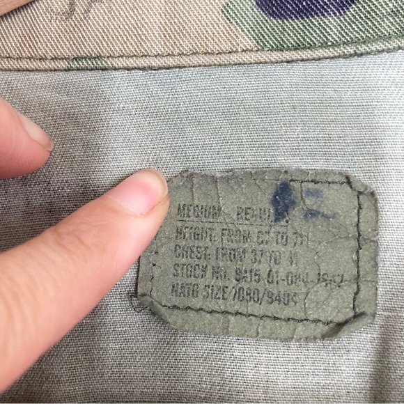 U.S. Army Woodland Camo Combat Field Jacket M Vintage Button Up - Picture 14 of 15
